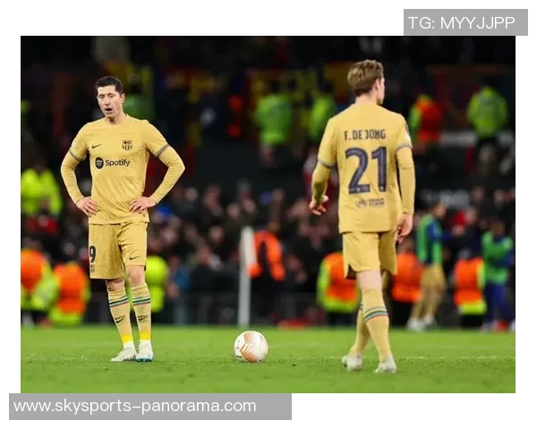 曼联逆转巴萨4-3晋级世界杯补时绝杀引发转会风波